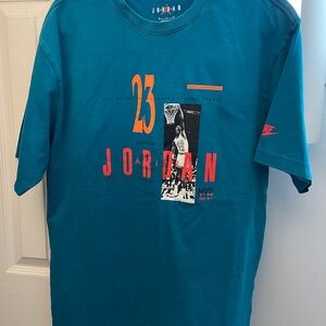 Men’s Medium Michael Jordan Graphic Blue T-Shirt NEW WITH TAGS